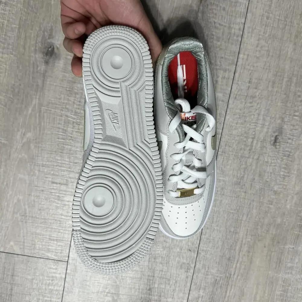 Sold - Picture 7 of 8